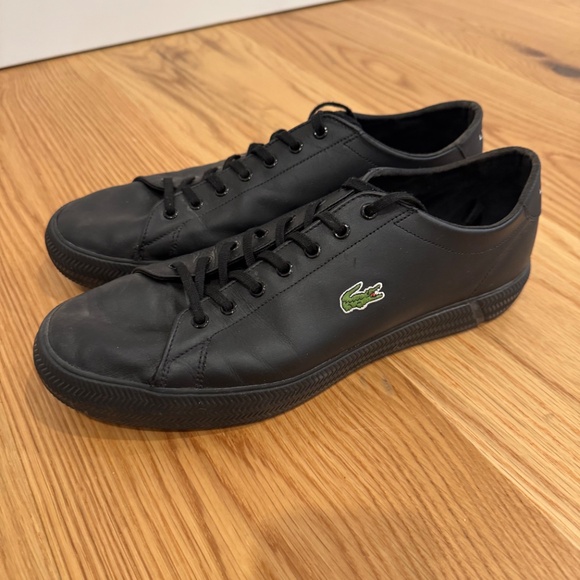 Lacoste men's shoes - Picture 2 of 5